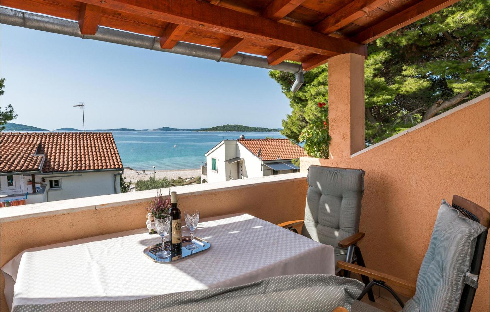 Awesome Apartment In Jadrija With Wifi Eksteriør billede