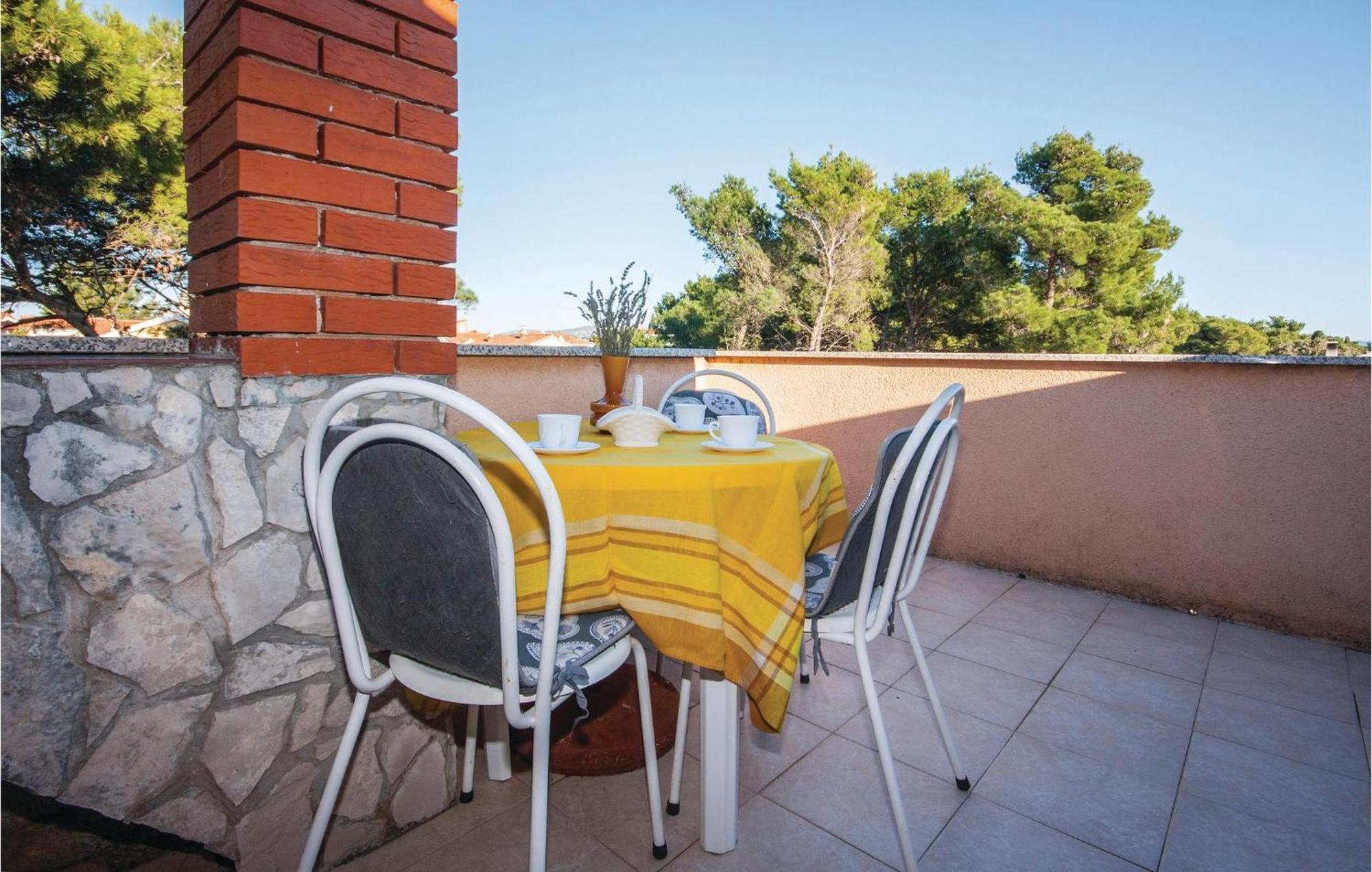 Awesome Apartment In Jadrija With Wifi Eksteriør billede