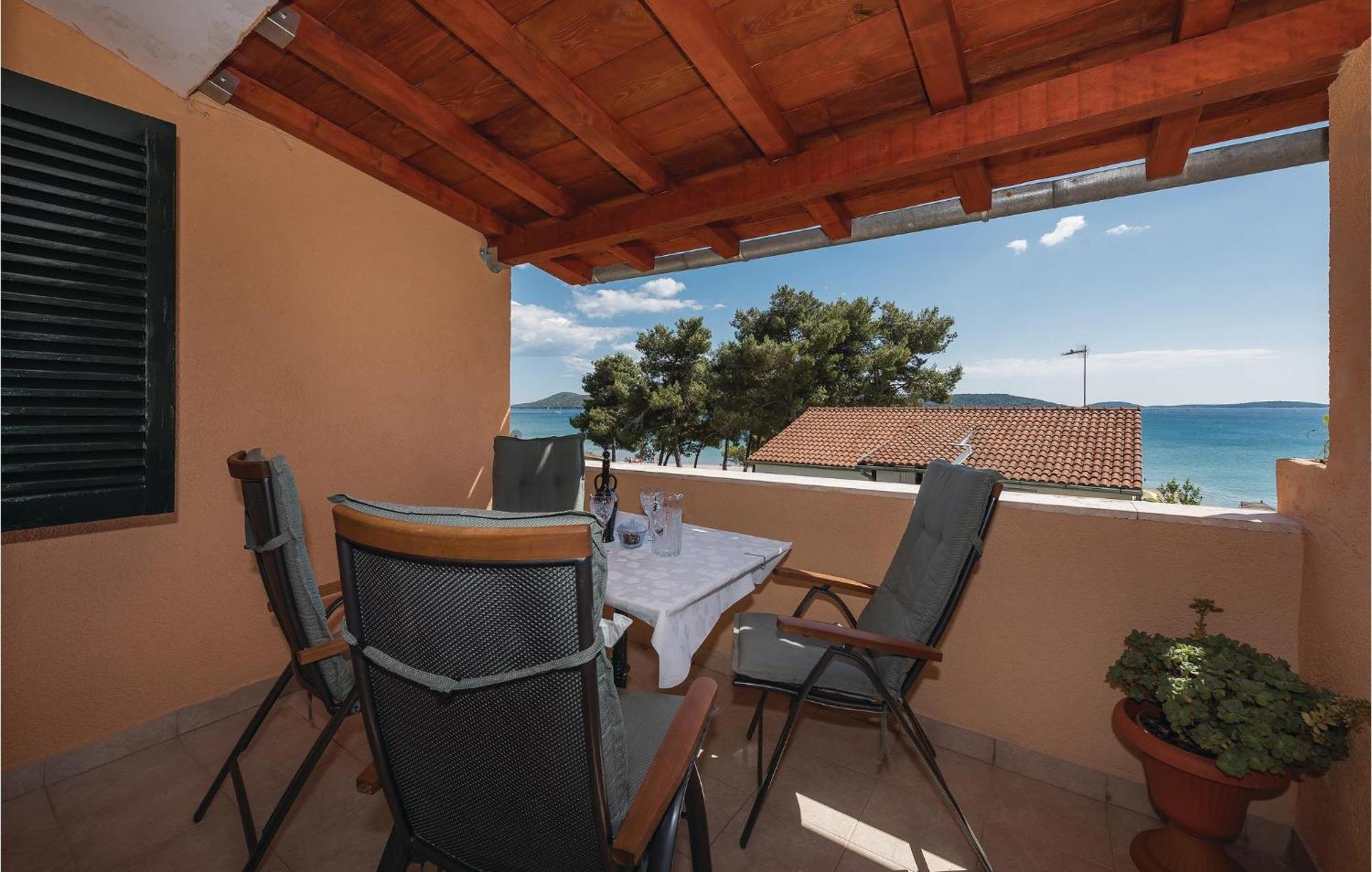 Awesome Apartment In Jadrija With Wifi Eksteriør billede